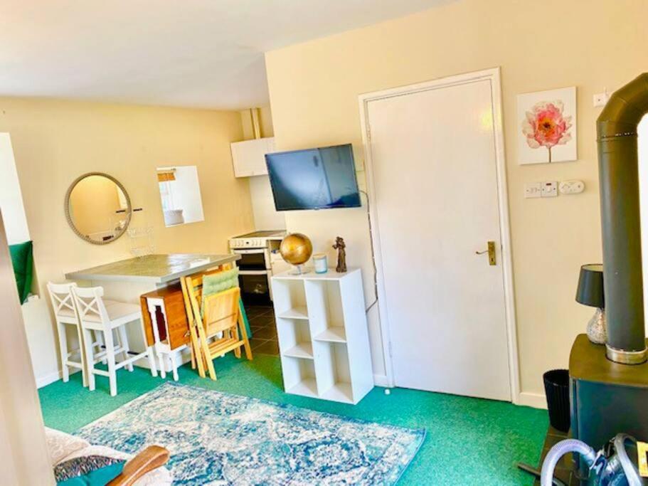 Cosy 2 Bed Cottage Next To Fota Wildlife Park Cork Esterno foto